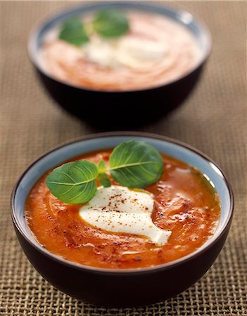 simsearch:652-03802467,k - Cream of peppers with mascarpone Foto de stock - Sin royalties Premium, Código: 652-03801456
