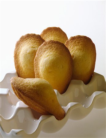 Madeleines Stock Photo - Premium Royalty-Free, Code: 652-03801567