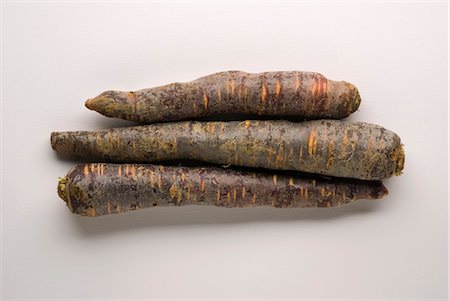 simsearch:652-03801674,k - Purple Haze black carrots Stock Photo - Premium Royalty-Free, Code: 652-03801688