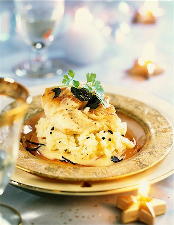 Pike-perch fillet with truffles and homemede mashed potatoes Stock Photo - Premium Royalty-Free, Code: 652-03801845