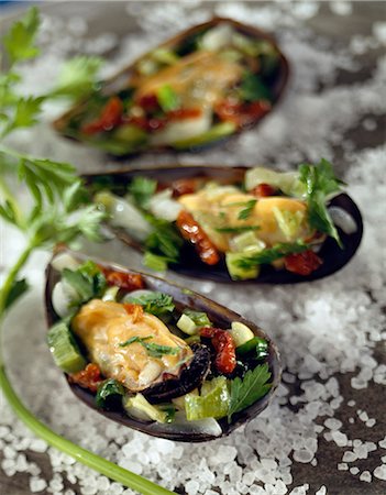 simsearch:652-03802357,k - Mussels stuffed with vegetables Stock Photo - Premium Royalty-Free, Code: 652-03801951