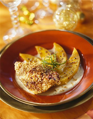 Poulard hen breast with sesame seeds and mango Stock Photo - Premium Royalty-Free, Code: 652-03802001