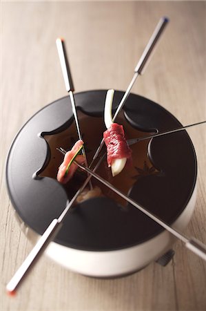 Fondue Bourguignonne Photographie de stock - Premium Libres de Droits, Code: 652-03802885