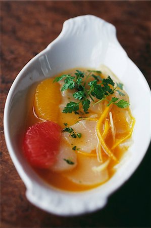 simsearch:652-03803695,k - Scallop carpaccio with citrus fruit Stock Photo - Premium Royalty-Free, Code: 652-03803029