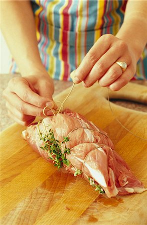 simsearch:652-03803644,k - Tie with a string the veal roast Stock Photo - Premium Royalty-Free, Code: 652-03803125