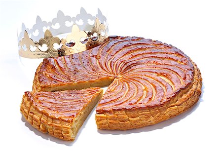 epiphany cake - Galette des rois Stock Photo - Premium Royalty-Free, Code: 652-03803241