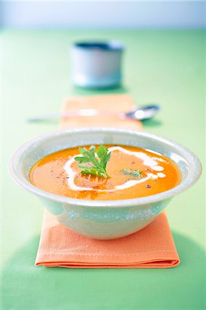 pumpkin cream soup - Creamed pumpkin soup with nutmeg and chestnuts Stock Photo - Premium Royalty-Free, Code: 652-03803265