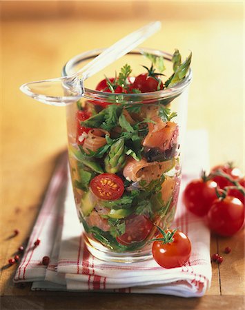 Fresh salmon salad Stock Photo - Premium Royalty-Free, Code: 652-03803314