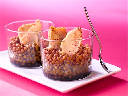 Lentils with foie gras Foto de stock - Sin royalties Premium, Código: 652-03803353