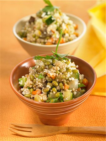 Salade de haricots de soja oriental Photographie de stock - Premium Libres de Droits, Code: 652-03803595