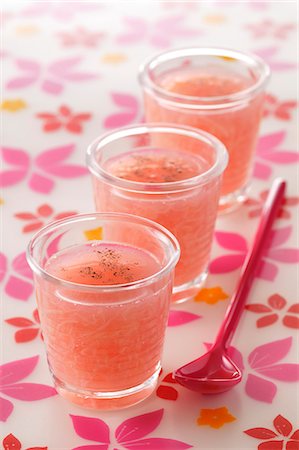 rhubarb dessert - Rhubarb soup Stock Photo - Premium Royalty-Free, Code: 652-03803734