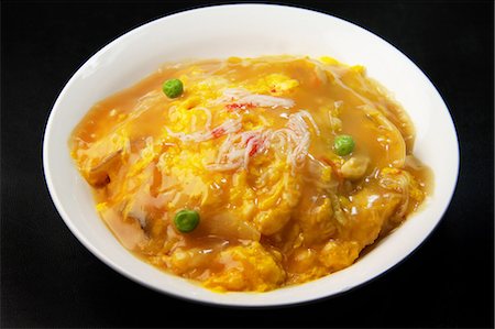 simsearch:669-07161792,k - Tenshinhan (Crabmeat omelet bowl) Foto de stock - Sin royalties Premium, Código: 669-07161783