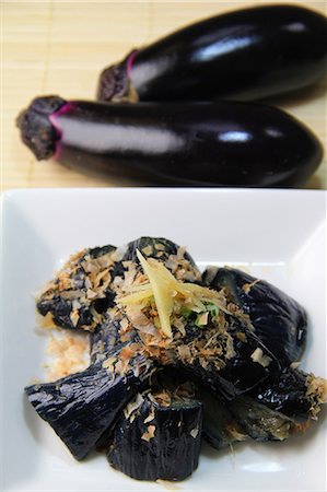 simsearch:669-07161792,k - Drowned fried eggplant Foto de stock - Sin royalties Premium, Código: 669-07161831