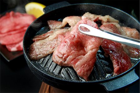 sizzling - Grilled meat Stock Photo - Premium Royalty-Free, Code: 669-07162057