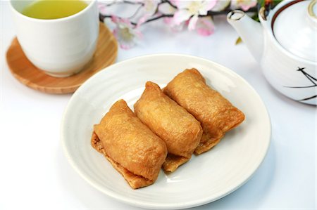 simsearch:669-07161792,k - Inari Sushi Foto de stock - Sin royalties Premium, Código: 669-08220686