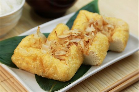 simsearch:669-07161735,k - Deep fried tofu Foto de stock - Sin royalties Premium, Código: 669-08352400