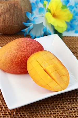 Mango Stock Photo - Premium Royalty-Free, Code: 669-08645228