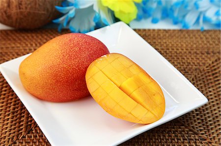 Mango Stock Photo - Premium Royalty-Free, Code: 669-08645229