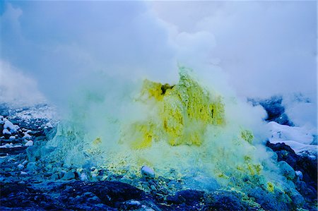 Mt. Iou, Hokkaido, Japan Photographie de stock - Premium Libres de Droits, Code: 669-09130226