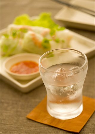 Table with Japanese Vodka Stock Photo - Premium Royalty-Free, Code: 669-02105303
