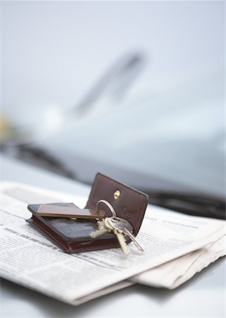 Touches sur le journal de langue anglaise Photographie de stock - Premium Libres de Droits, Code: 669-02308943