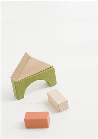 Briques en bois Photographie de stock - Premium Libres de Droits, Code: 670-04249264