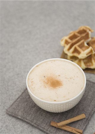 Cappuccino Stock Photo - Premium Royalty-Free, Code: 670-04249302