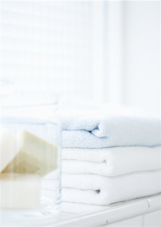 seife - Seifen und Handtücher Stockbilder - Premium RF Lizenzfrei, Bildnummer: 670-04249329