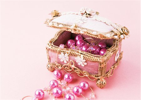 Jewelry box Foto de stock - Sin royalties Premium, Código: 670-05652452