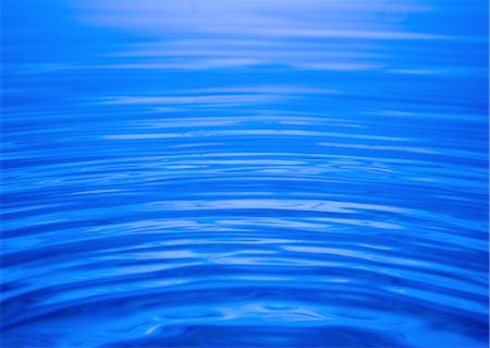 Water surface wave Stock Photo - Premium Royalty-Free, Code: 670-05652804