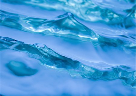 Water surface wave Stock Photo - Premium Royalty-Free, Code: 670-05652800