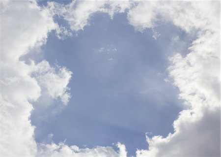 Blue sky and clouds Foto de stock - Sin royalties Premium, Código: 670-06451468