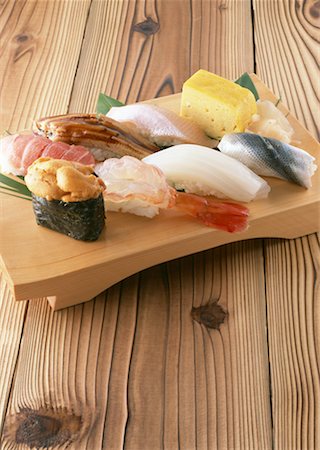 simsearch:670-02108199,k - Selection of sushi Foto de stock - Sin royalties Premium, Código: 670-02109998