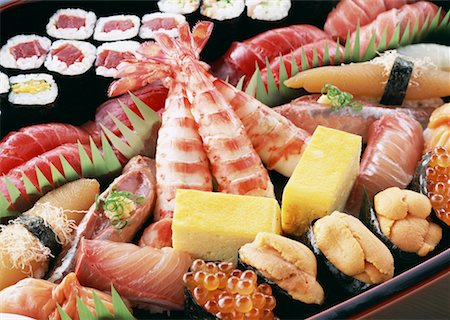 simsearch:670-02109950,k - Cataring assortiment sushi Photographie de stock - Premium Libres de Droits, Code: 670-02110007