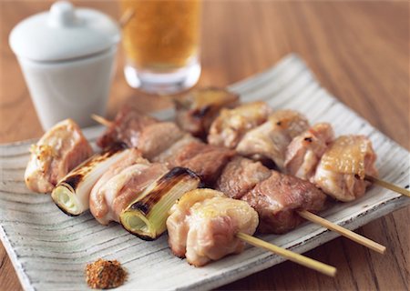 simsearch:670-03709723,k - Grilled chicken on sticks Foto de stock - Sin royalties Premium, Código: 670-02110040