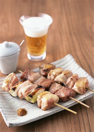 simsearch:670-03709723,k - Grilled chicken on sticks Foto de stock - Sin royalties Premium, Código: 670-02110041