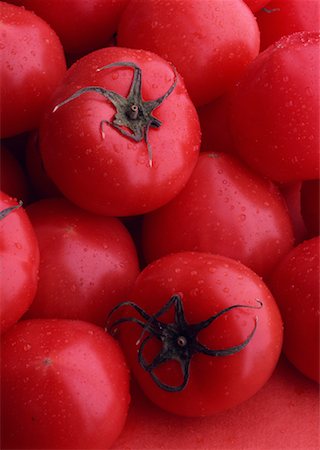 simsearch:670-02109950,k - Tomate Photographie de stock - Premium Libres de Droits, Code: 670-02110986
