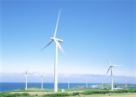 Wind turbines Stock Photo - Premium Royalty-Free, Code: 670-02121008