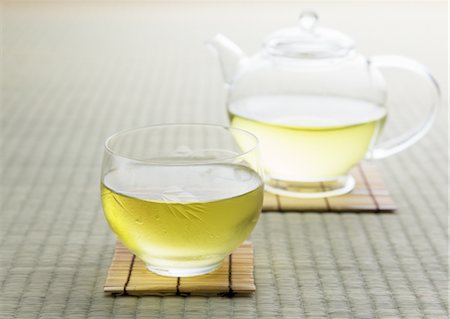 Iced tea Stock Photo - Premium Royalty-Free, Code: 670-02966894