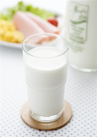 Milk Stock Photo - Premium Royalty-Free, Code: 670-02967056