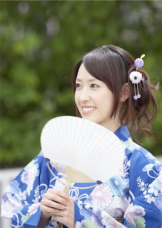 Smiling young woman Stock Photo - Premium Royalty-Free, Code: 670-03607219