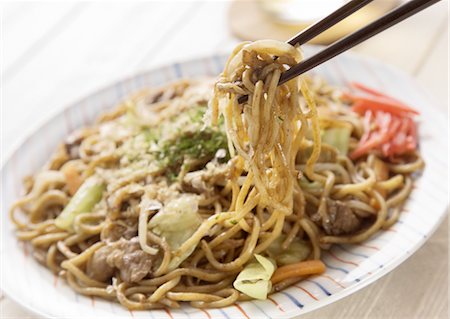palillo (oriental) - Fried noodles Foto de stock - Sin royalties Premium, Código: 670-03709171