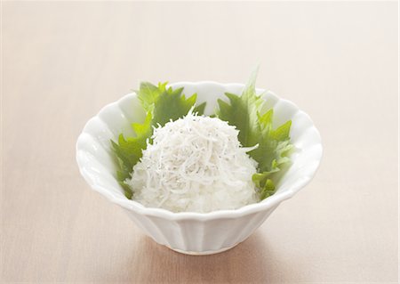 simsearch:670-03709723,k - Grated Radish with dried whitebait Foto de stock - Sin royalties Premium, Código: 670-03709232