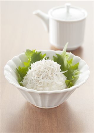 simsearch:670-03709723,k - Grated Radish with dried whitebait Foto de stock - Sin royalties Premium, Código: 670-03709233