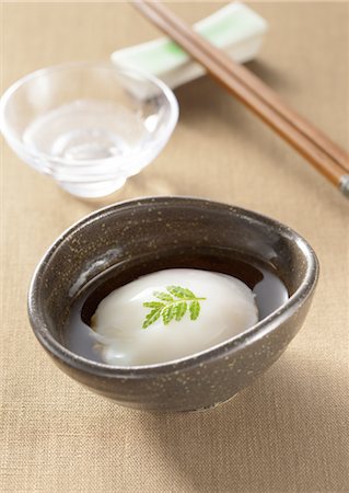 Soft boiled egg Foto de stock - Sin royalties Premium, Código: 670-03709254