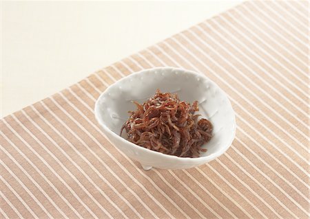 simsearch:670-03709723,k - Fish simmered in soy sauce Foto de stock - Sin royalties Premium, Código: 670-03709399