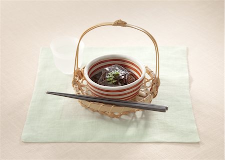 simsearch:670-03709252,k - Seaweed simmered in soy sauce Foto de stock - Sin royalties Premium, Código: 670-03709390