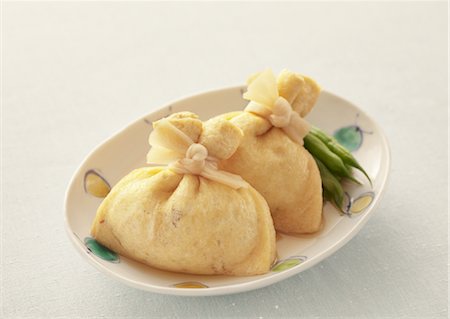 simsearch:670-03709723,k - Vegetable stuffed fried tofu Foto de stock - Sin royalties Premium, Código: 670-03709501
