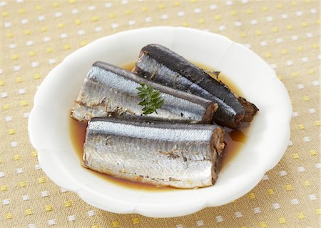 simsearch:670-03709723,k - Simmered saury Foto de stock - Sin royalties Premium, Código: 670-03709566