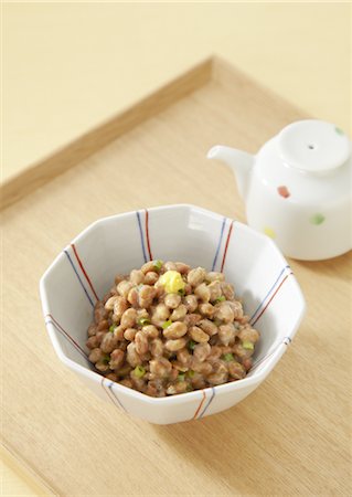 simsearch:670-03709723,k - Natto Foto de stock - Sin royalties Premium, Código: 670-03709574